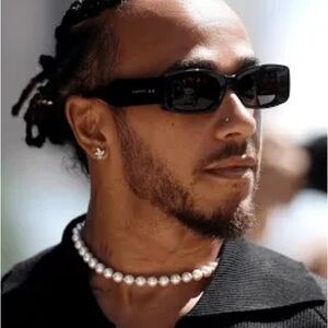 GUCCI GG1528s is high style Sexy UNISEX Sunglasses 😎 are $565 my price $280!